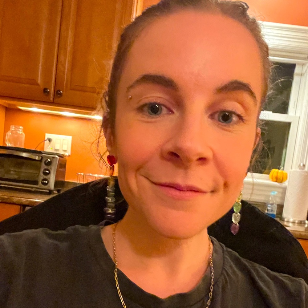 Meet your Posher, Carolyn